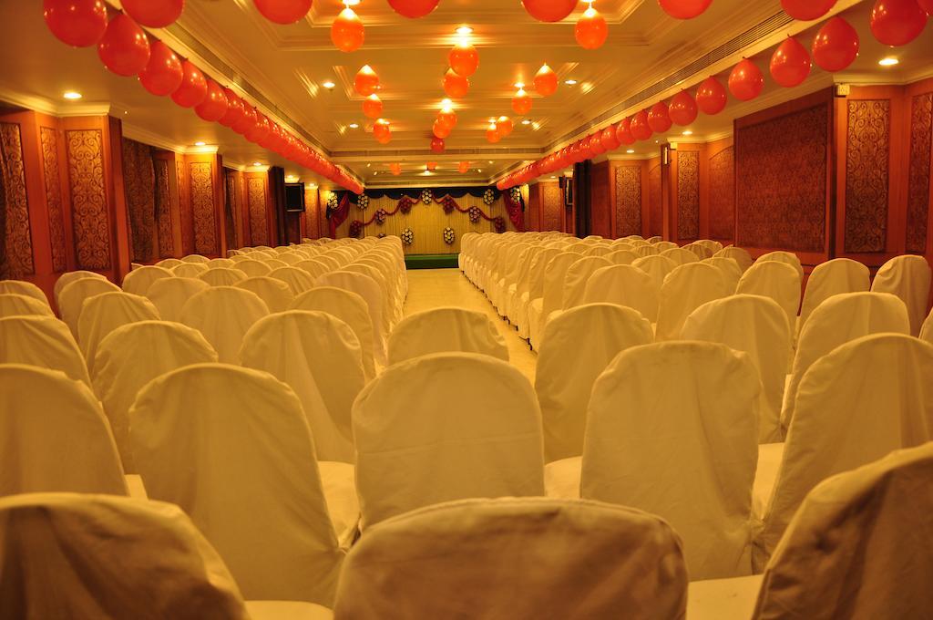 Royal Fort Hotel Visakhapatnam Dış mekan fotoğraf