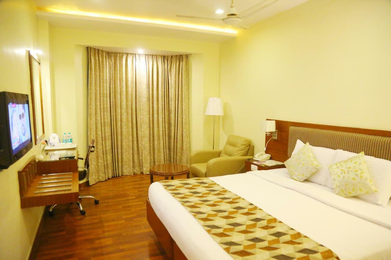 Royal Fort Hotel Visakhapatnam Dış mekan fotoğraf